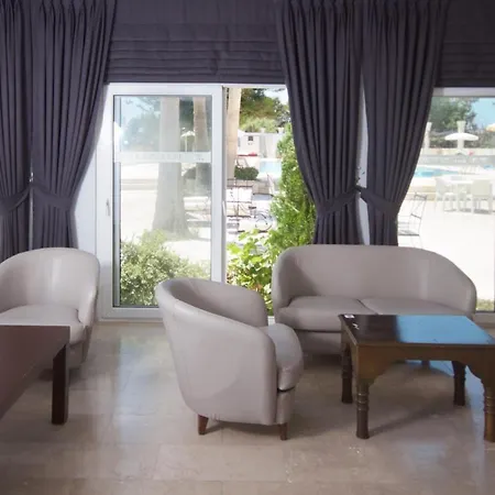 Mountain View 酒店 3*