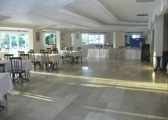 Hotel Mountain View Agia Varvara