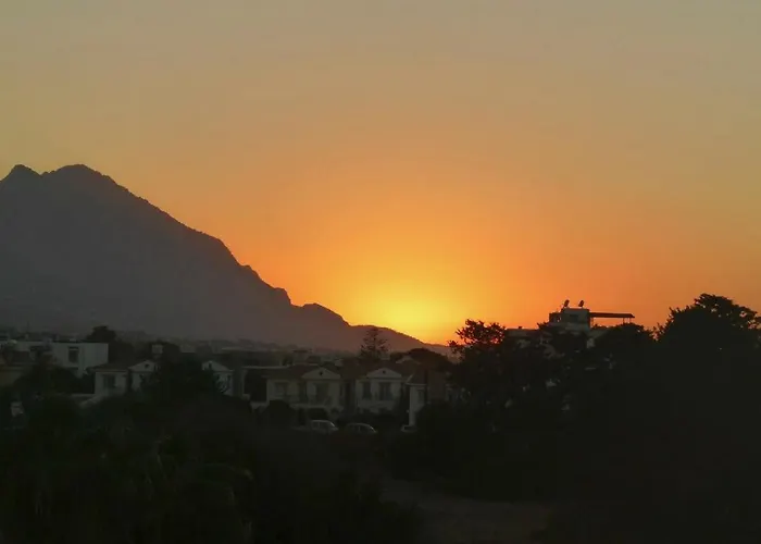 Hotel Mountain View Agia Varvara